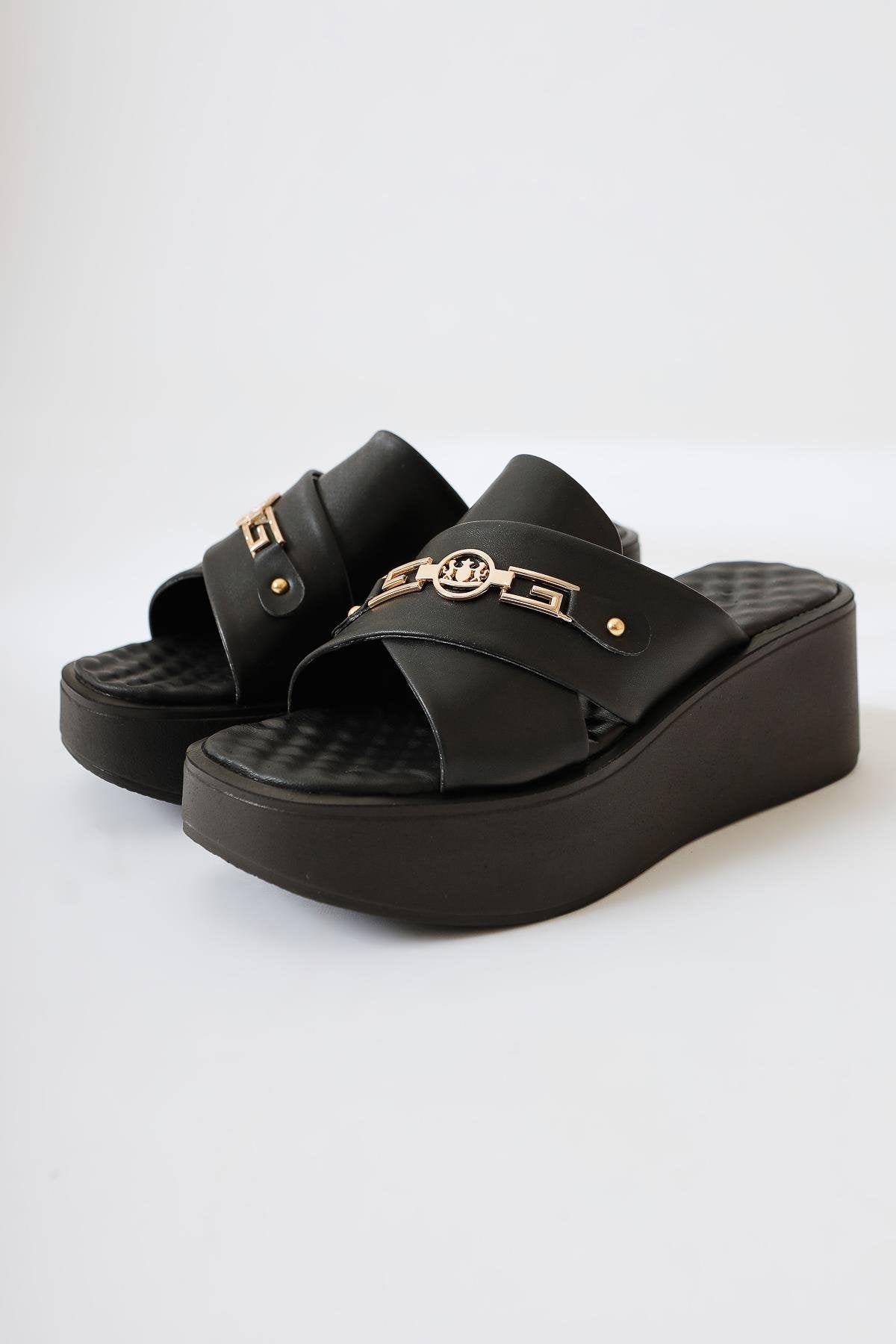 Stanny – Black Cross-Strap Buckle-Detail Thick-Sole Slide (Women)