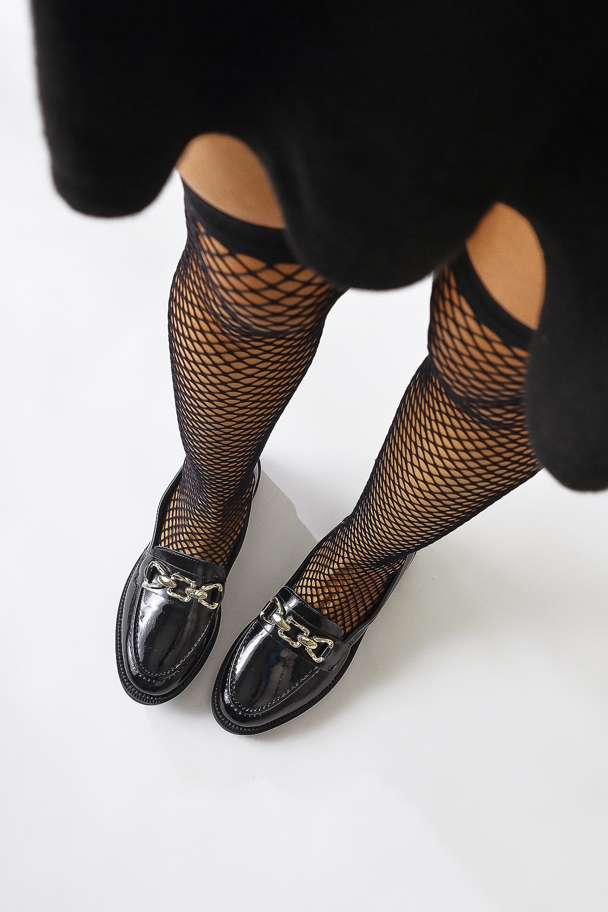 Anikka Black Patent Buckle Detailed Everyday Shoe