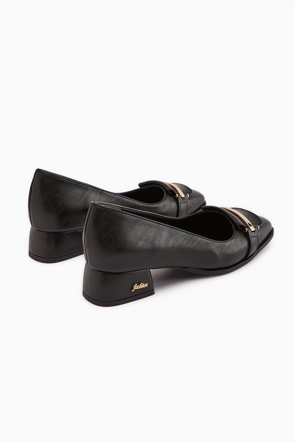 Gresa – Black Buckle-Detail Low-Heeled Shoe (Women)