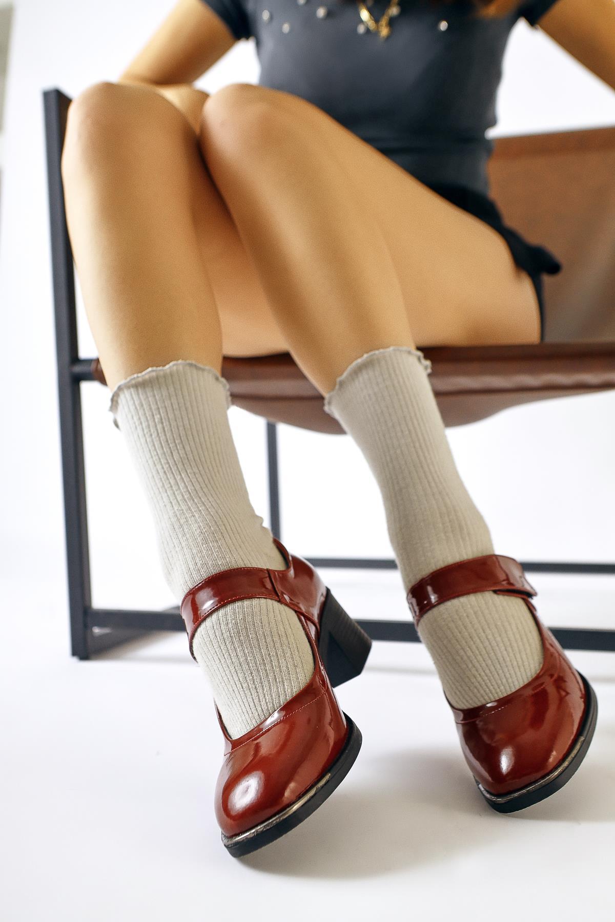 Rosaria Burgundy Patent Leather Single Strap Low-Cut Everyday Shoe