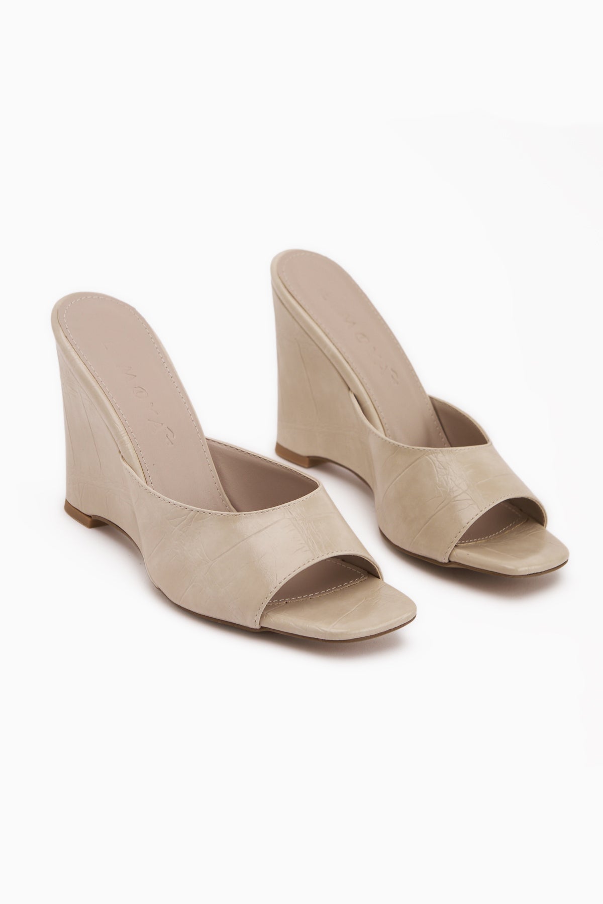 Lamis Ten Wedge Heeled Women’s Slippers