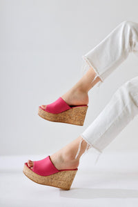 Riya – Fuchsia Thick Cork-Platform Slide (Women)