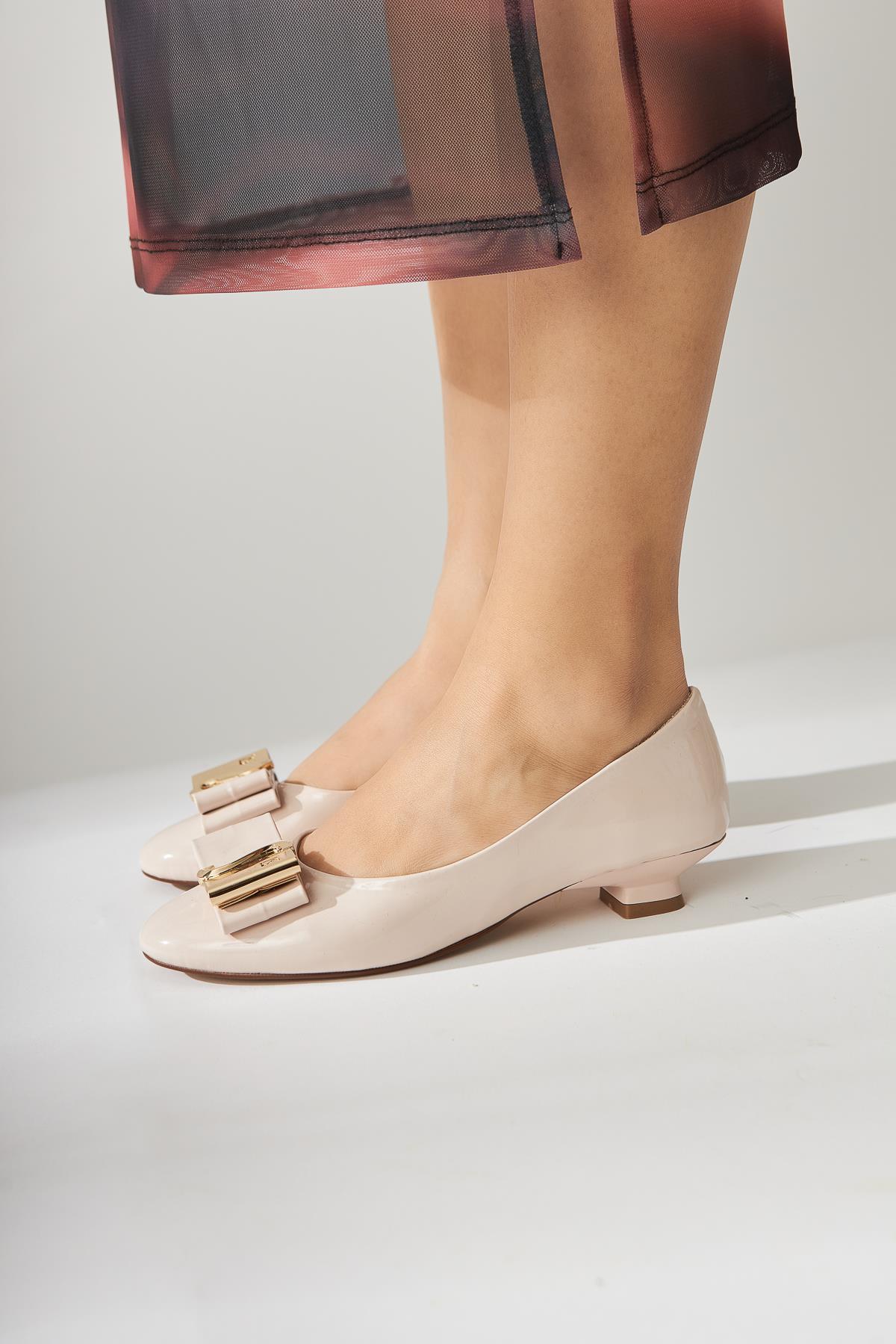 Sian – Beige Patent Buckle-Detail Low Heel Shoe (Women)