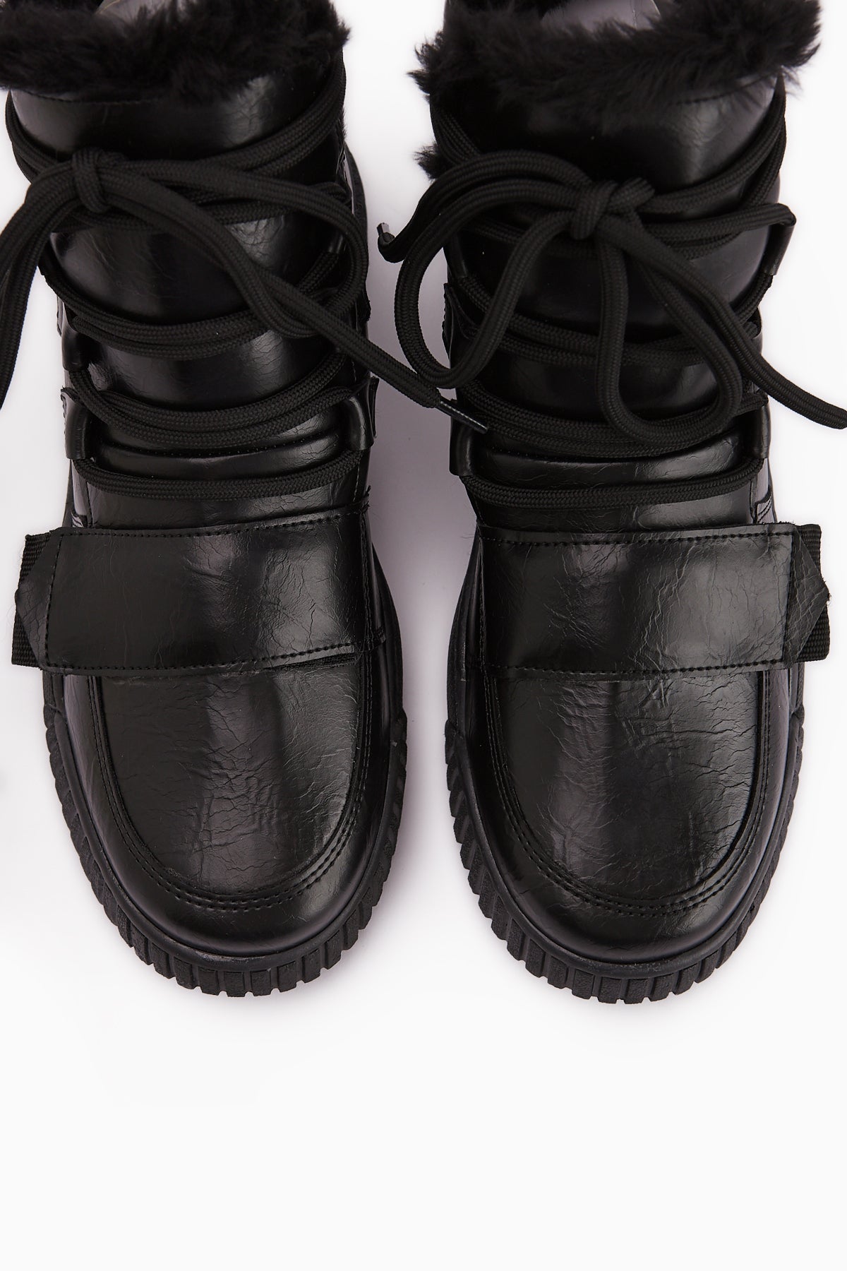 Yanisa Black Fur-Lined Lace-up Women's Sport Boot