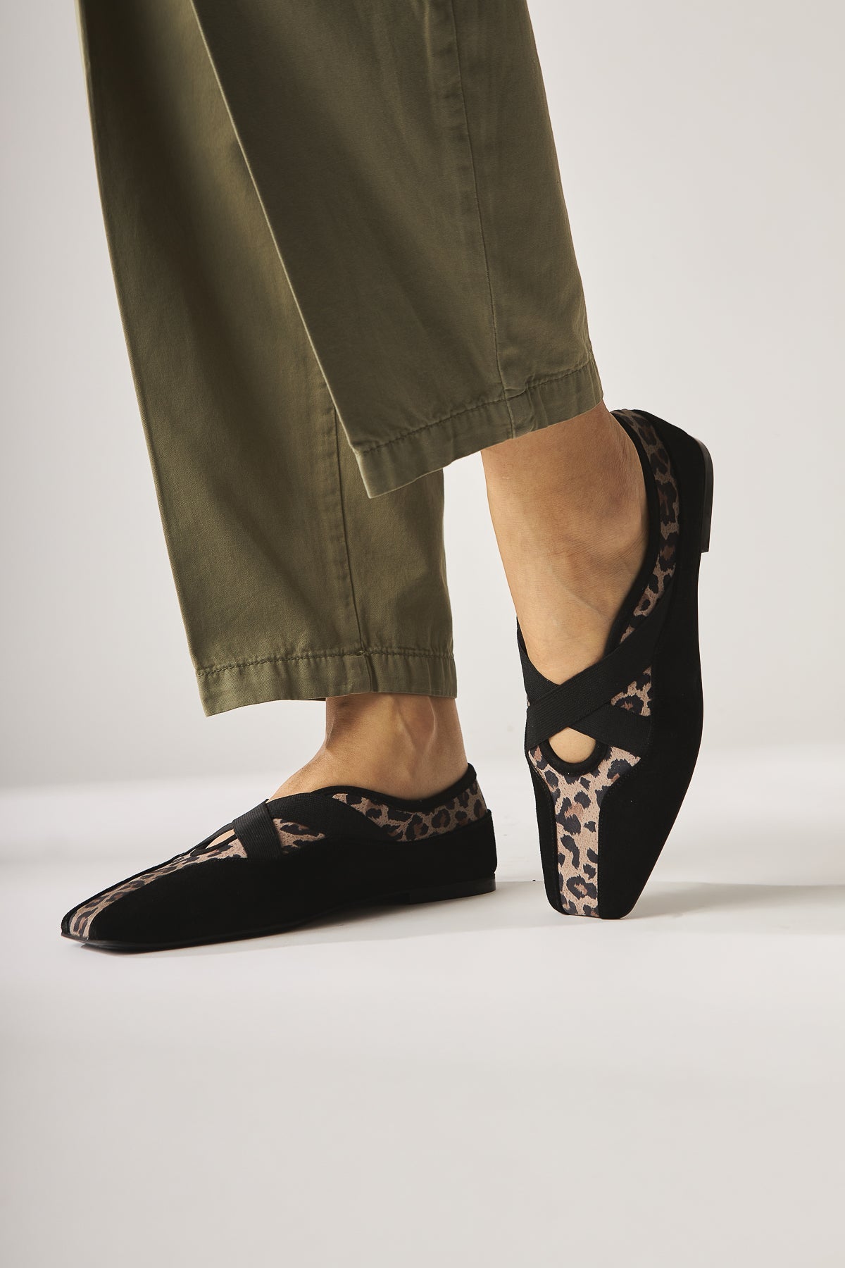 Erma Genuine Leather Black Ballerina Model Women's Flat Shoes