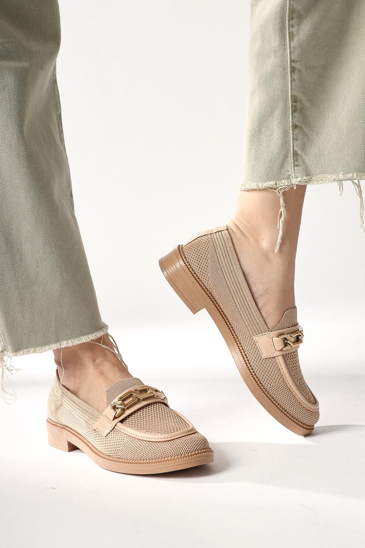 Ida Marie Nude Buckle Detailed Woven Casual Shoe