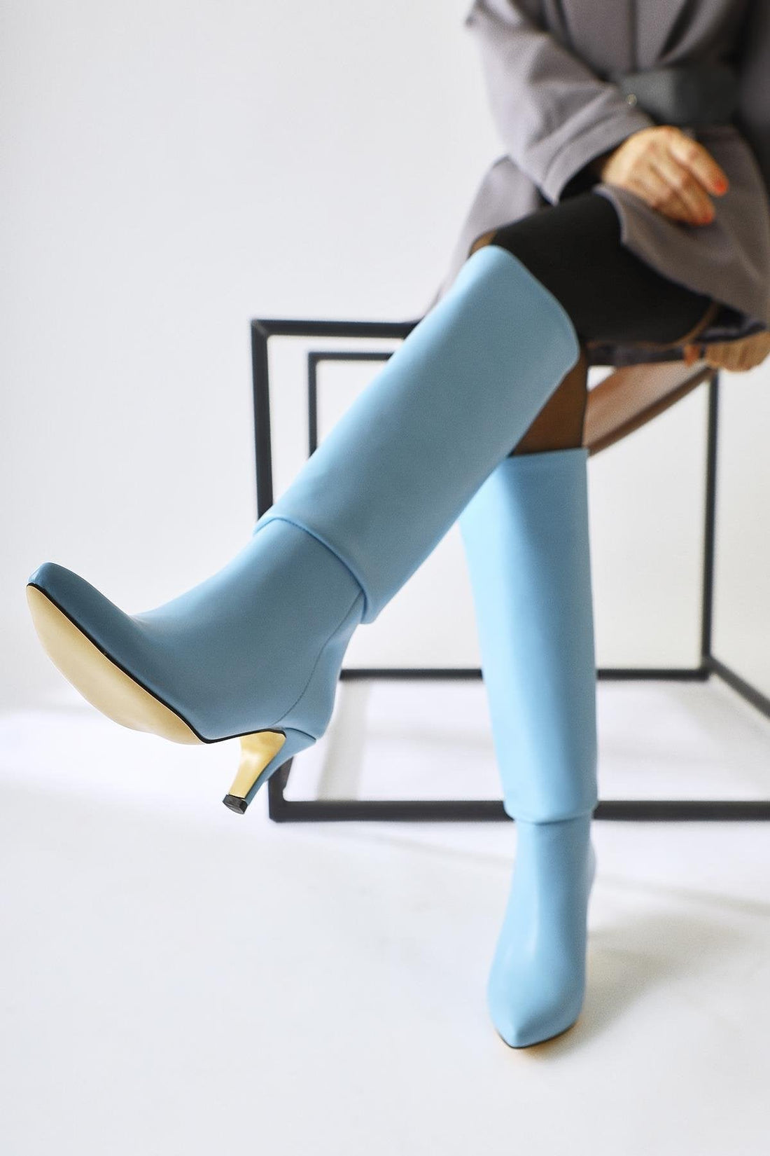 Milika Blue Pointed-Toe Short Heel Pull-On Boots