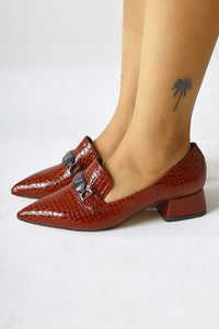 Jilan – Burgundy Croc-Embossed Leather-Look Buckle-Detail Pointed-Toe Shoe (Women)
