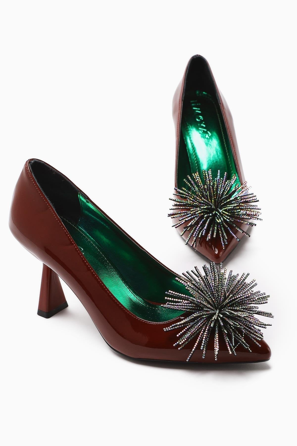 Choi – Burgundy Patent Pointed-Toe Stone-Embellished Tassel-Detail Heeled Shoe (Women)