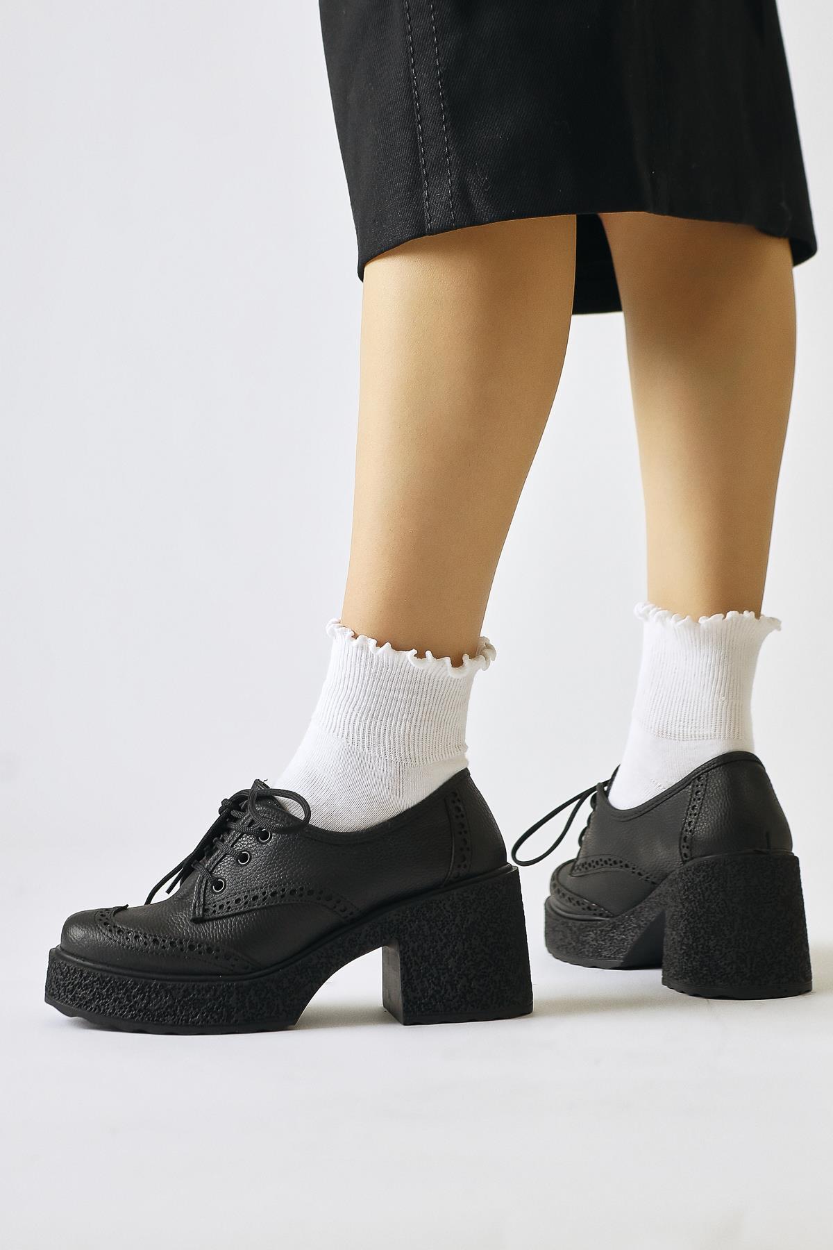 Lenie Black Laser-Cut Detail Casual Shoe