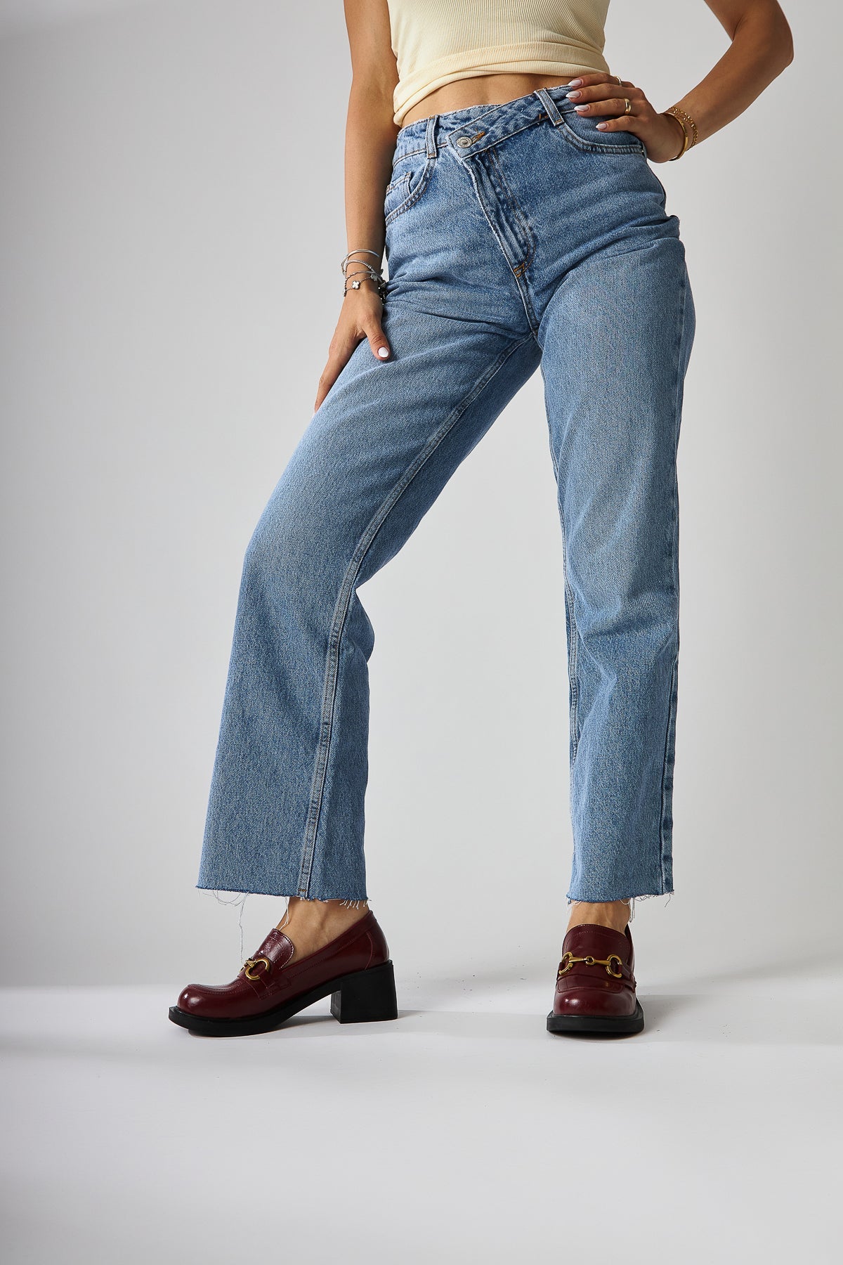 Berita – Burgundy Block Heel Shoe (Women)