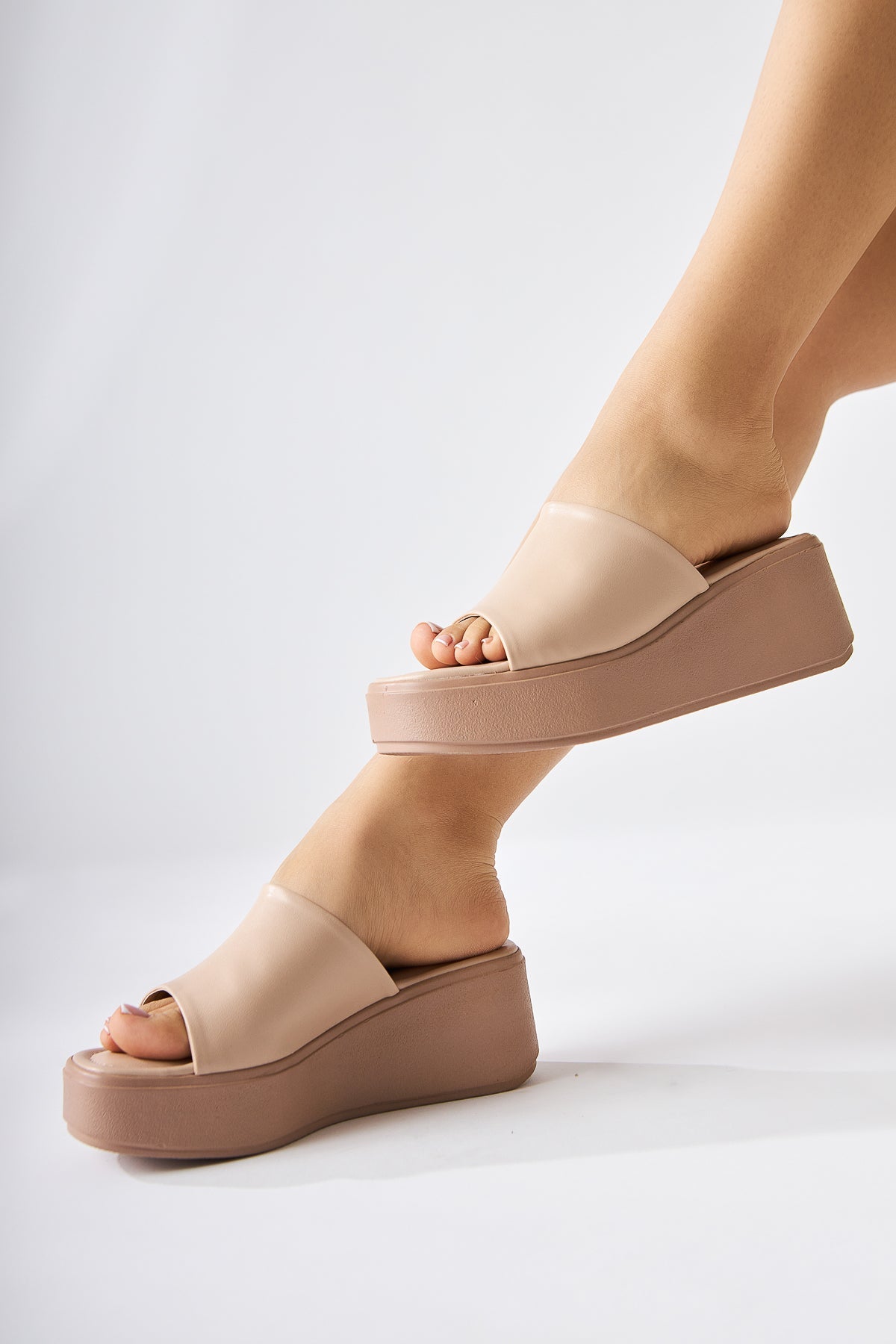 Kadra Nude Platform Heeled Women's Slipper