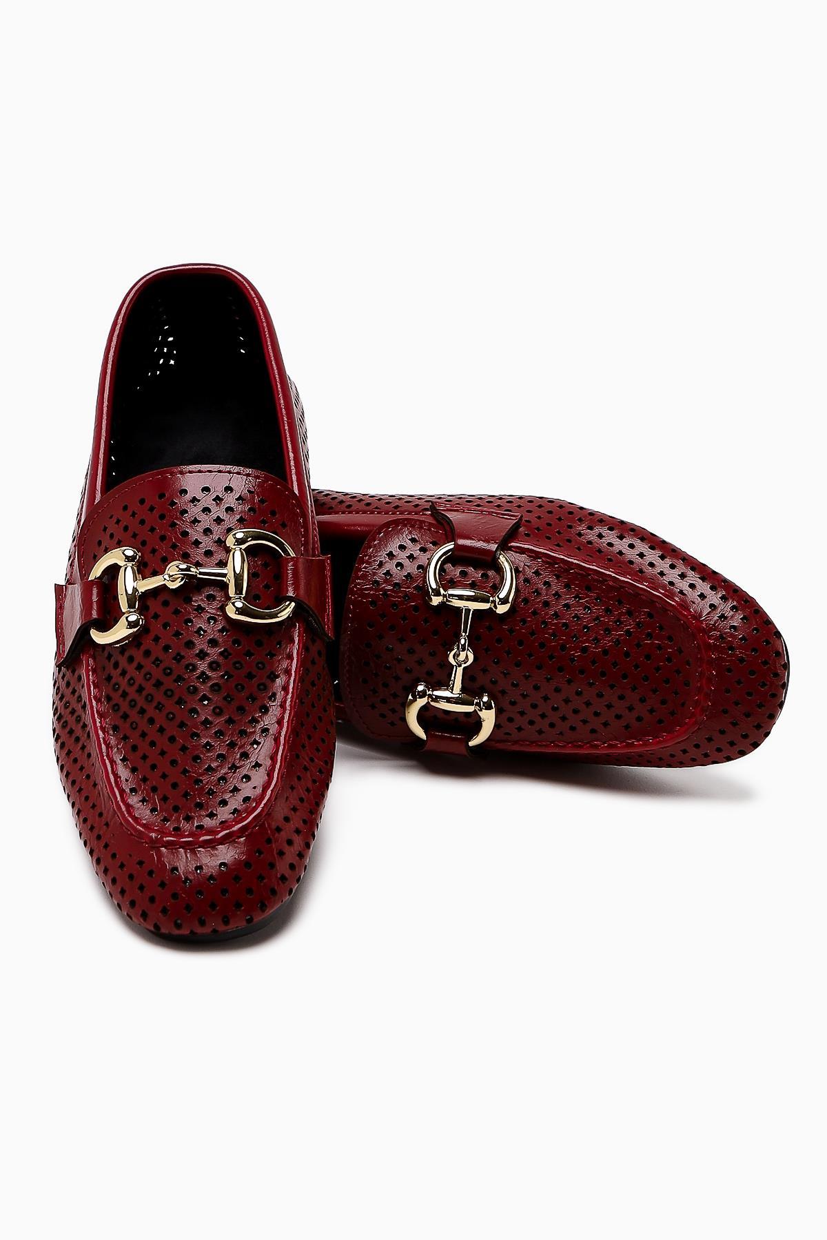 Gazali – Burgundy Buckle-Detail Ballet Flat (Women)
