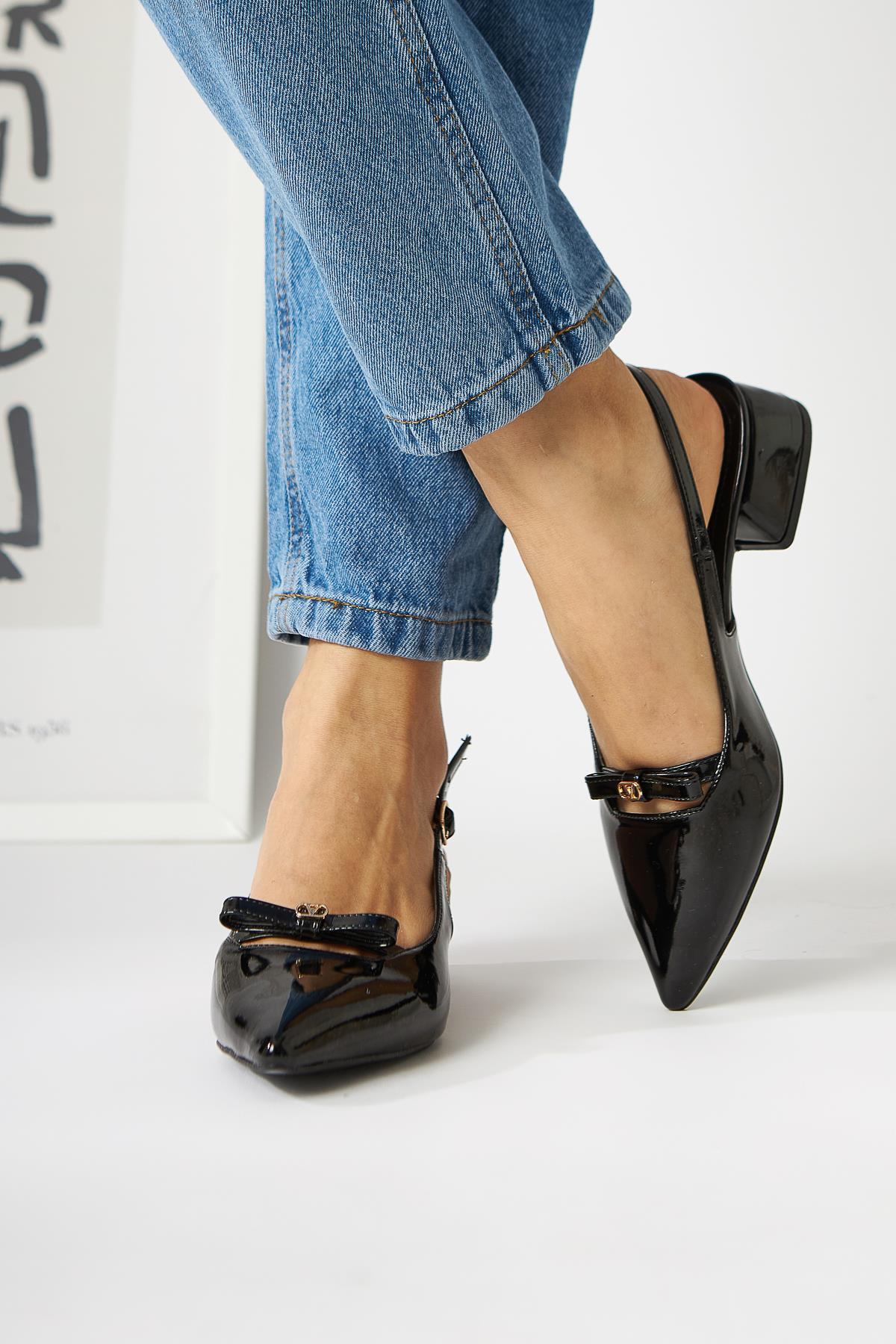 Sevy Black Patent Buckle Detailed Women’s Short Heeled Shoes