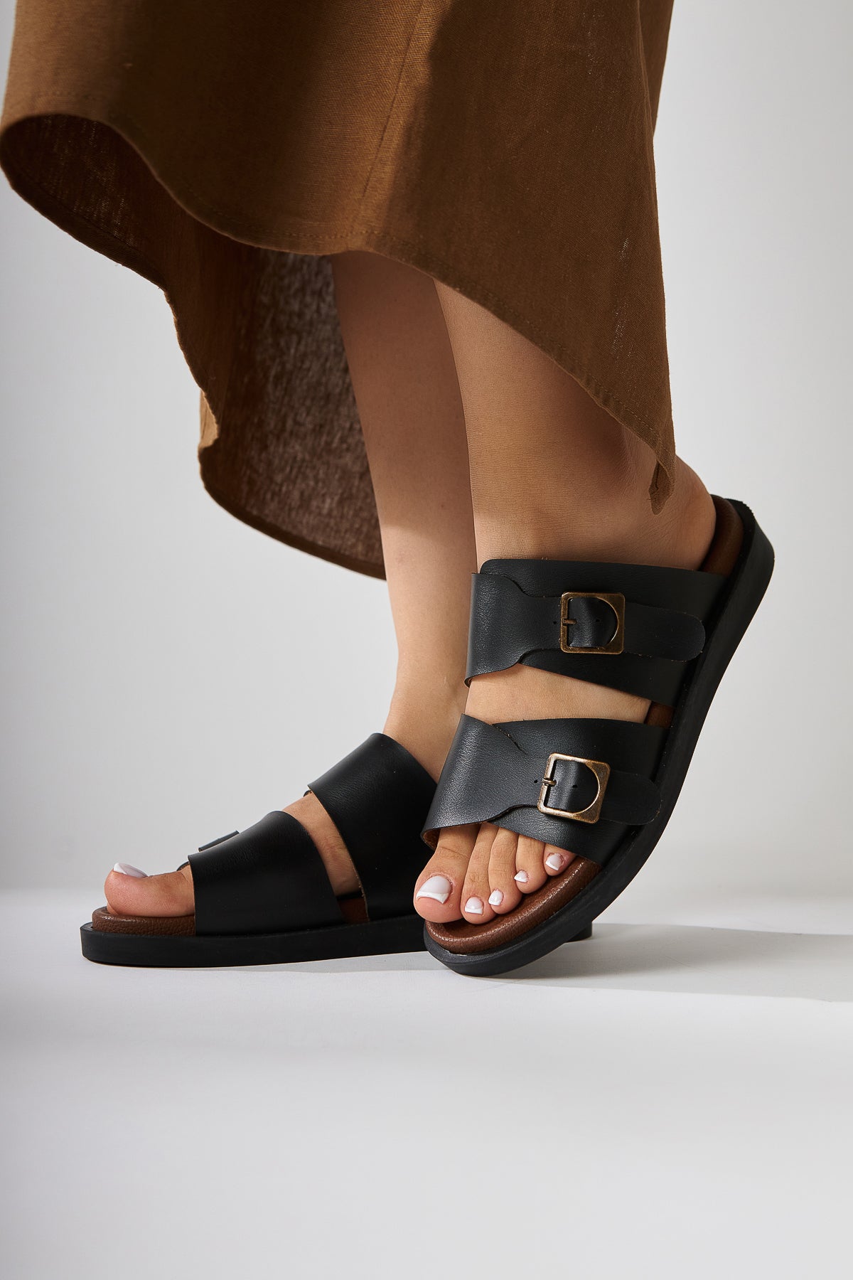 Soha – Black Leather-Look Double-Strap Flat Sole Slide (Women)