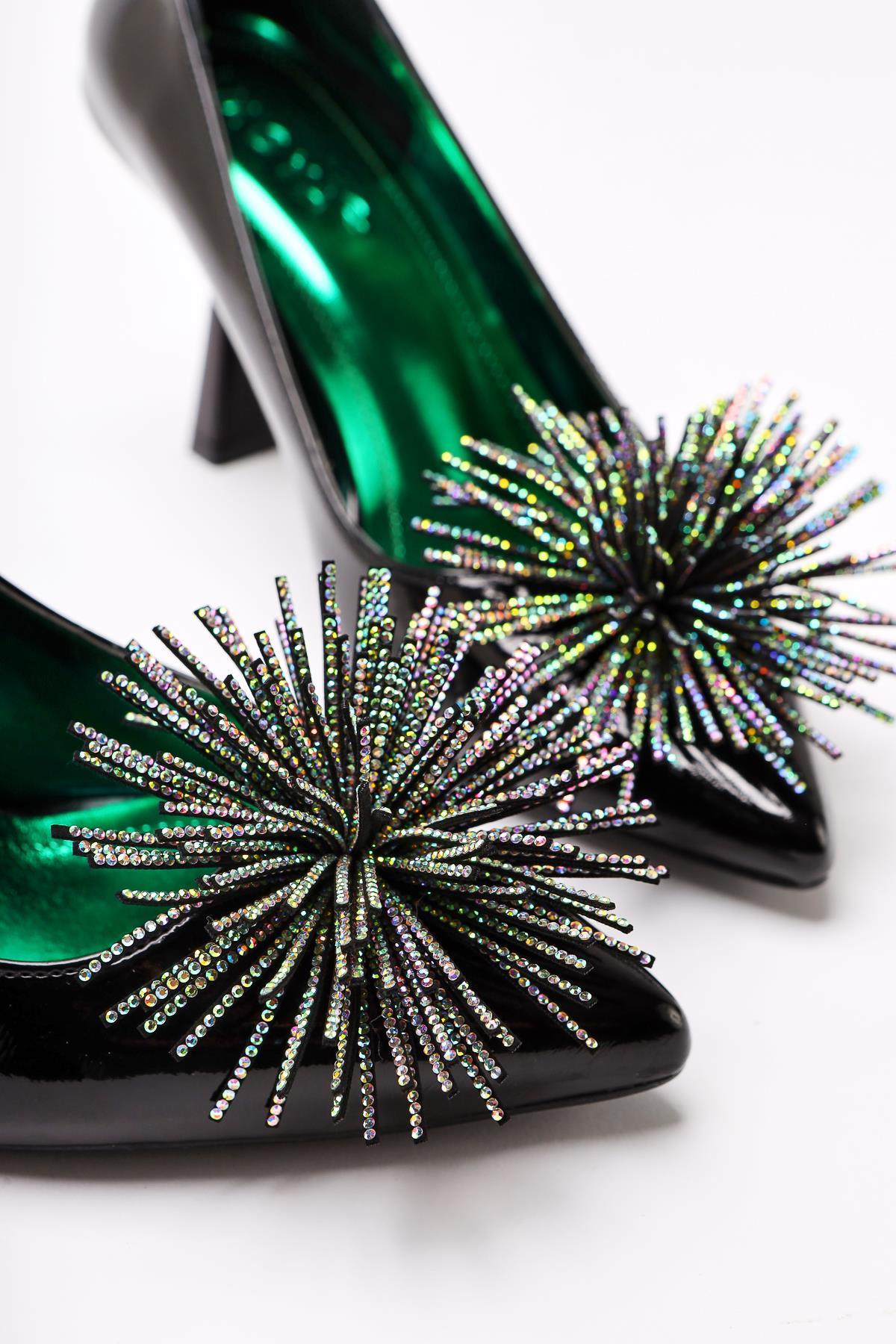 Choi – Black Patent Pointed-Toe Stone-Embellished Tassel-Detail Heeled Shoe (Women)