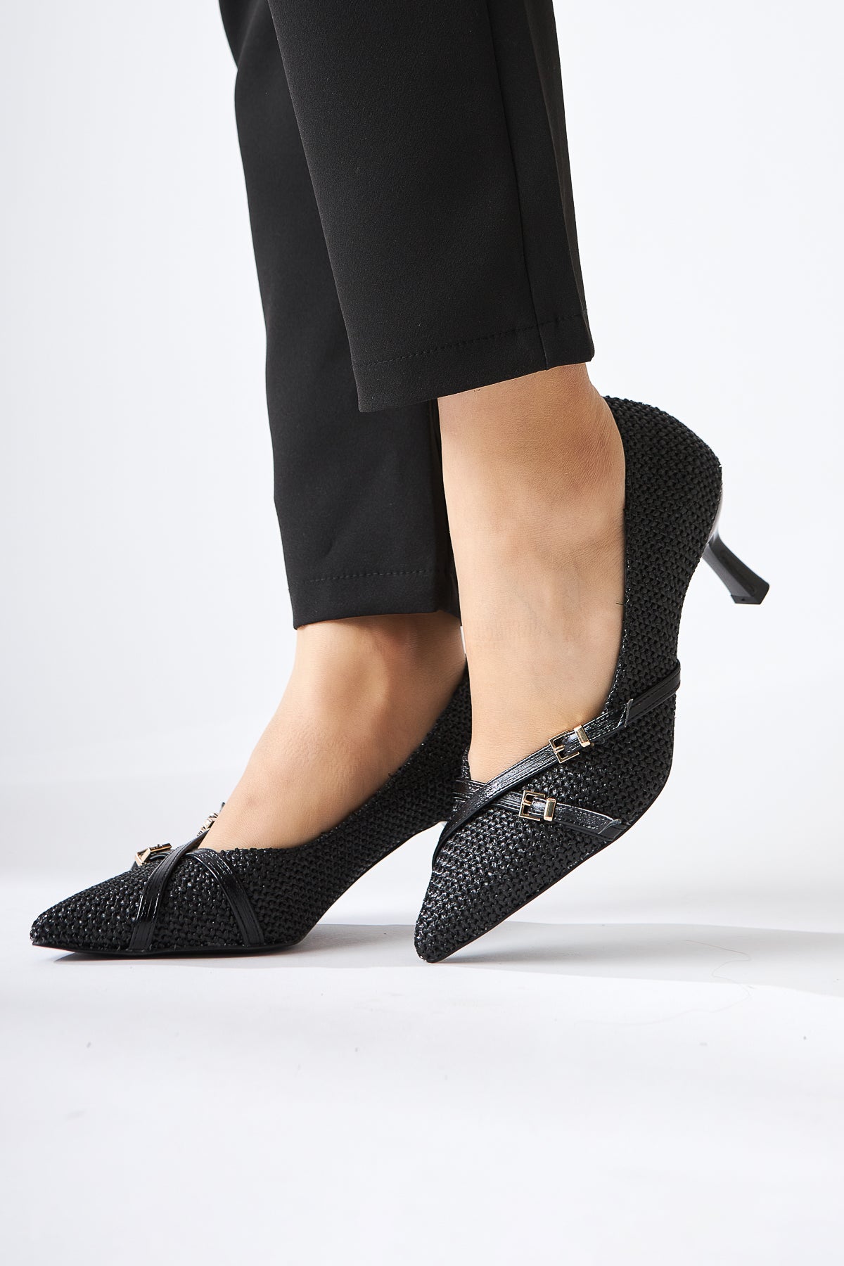 Noran Black Woven Detailed Pointed Toe Women’s Heeled Shoes