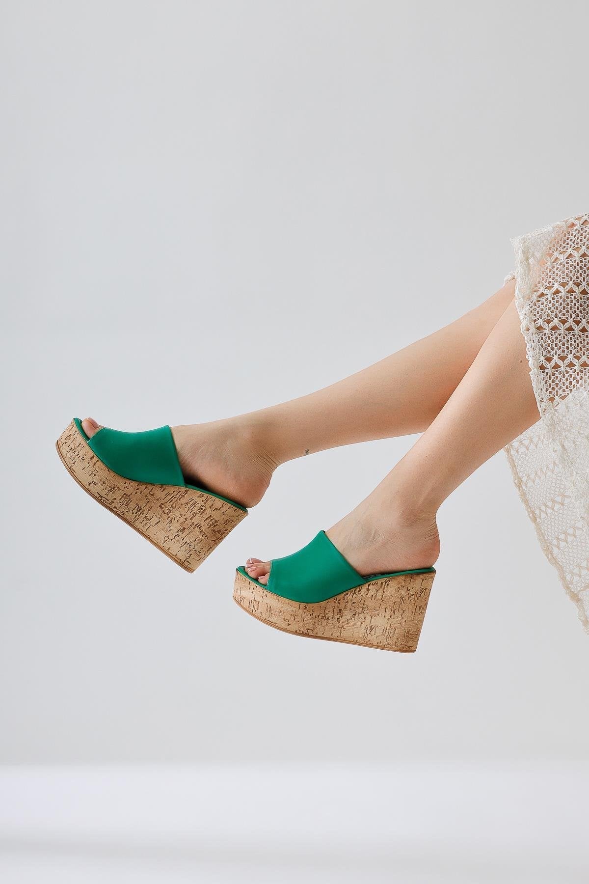 Riya – Green Thick Cork-Platform Slide (Women)