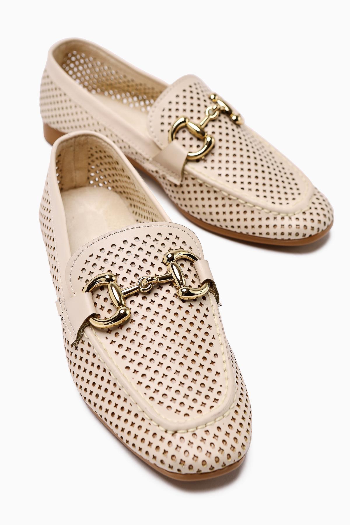 Gazali – Nude Buckle Ballet Flat (Women)