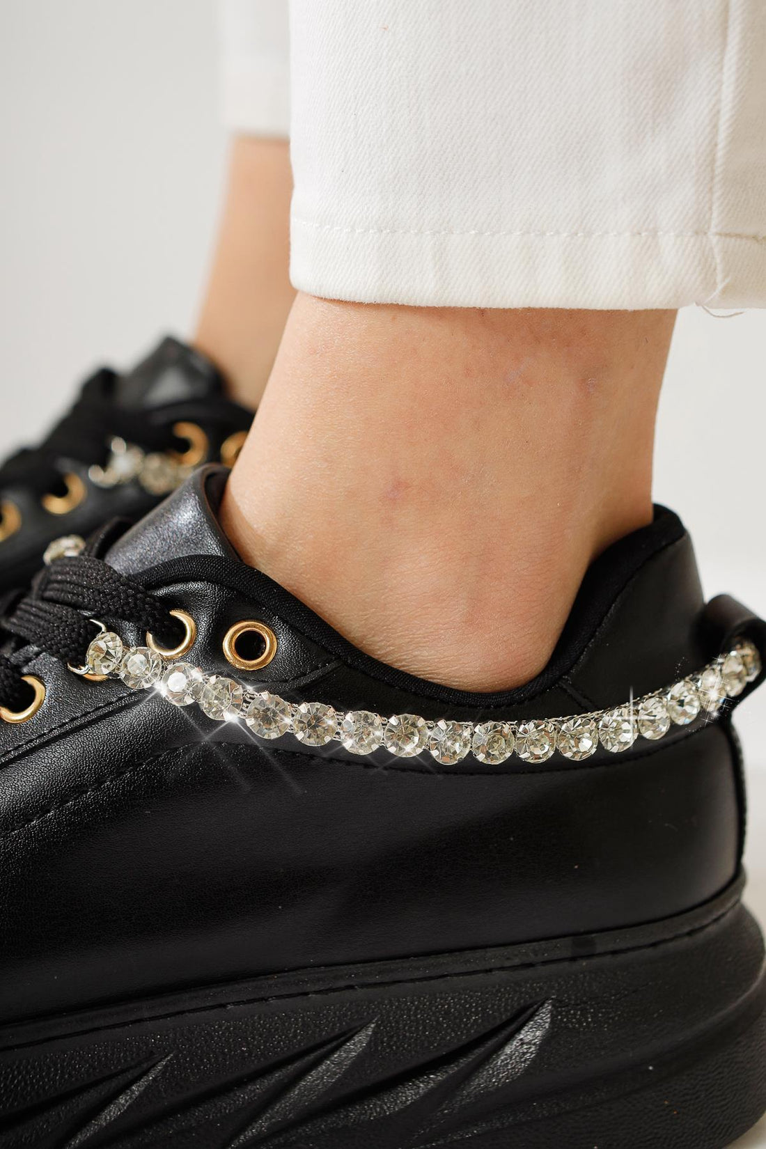 Simonne Black Diamond Stone Detailed Lace-Up Sneakers