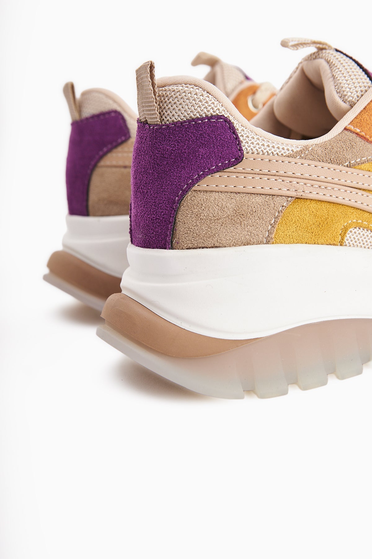 Jillian – Beige Heel-Detail Sneaker (Women)