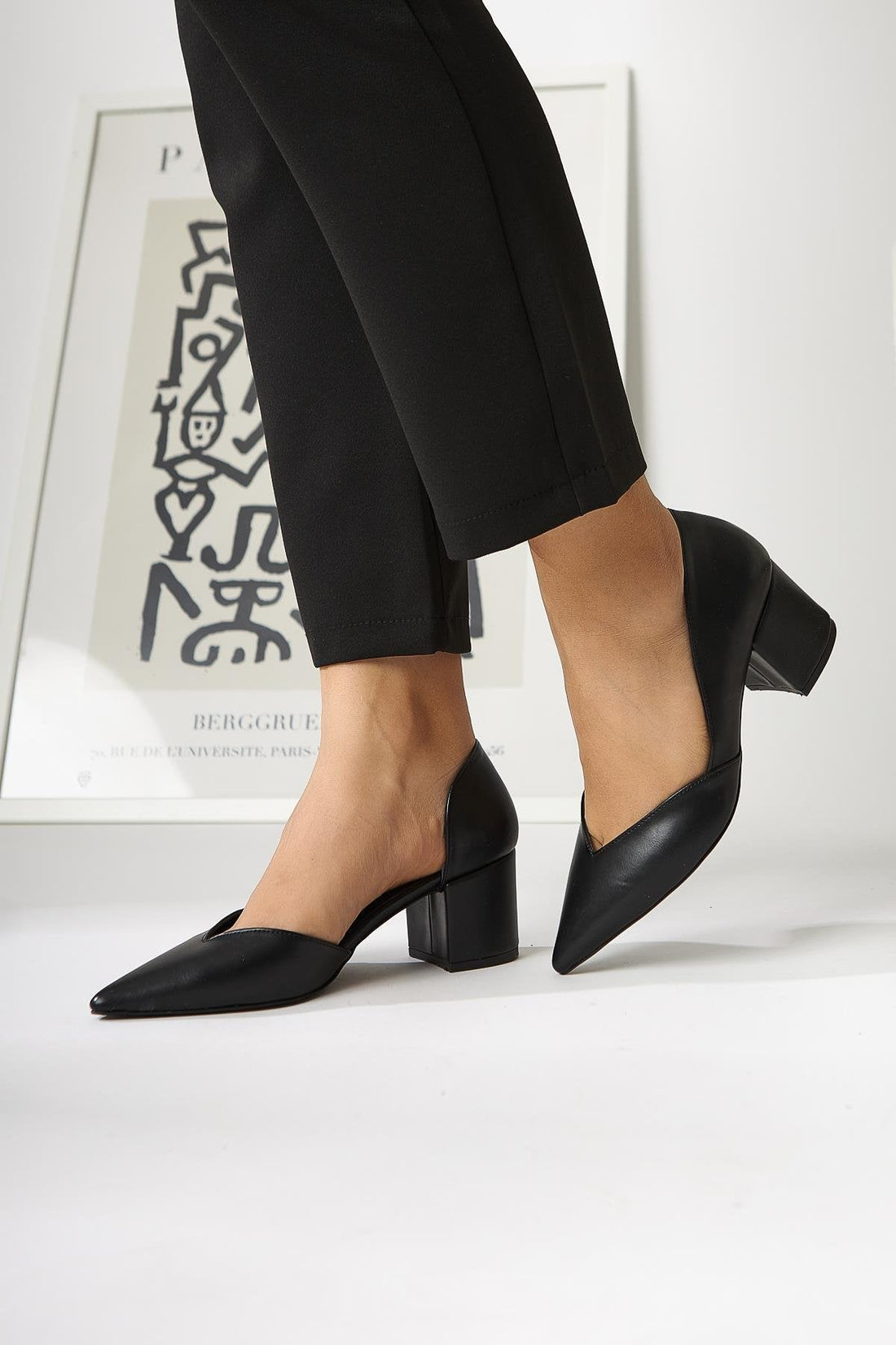 Albena – Black Pointed-Toe Cutout-Detail Heeled Shoe (Women)