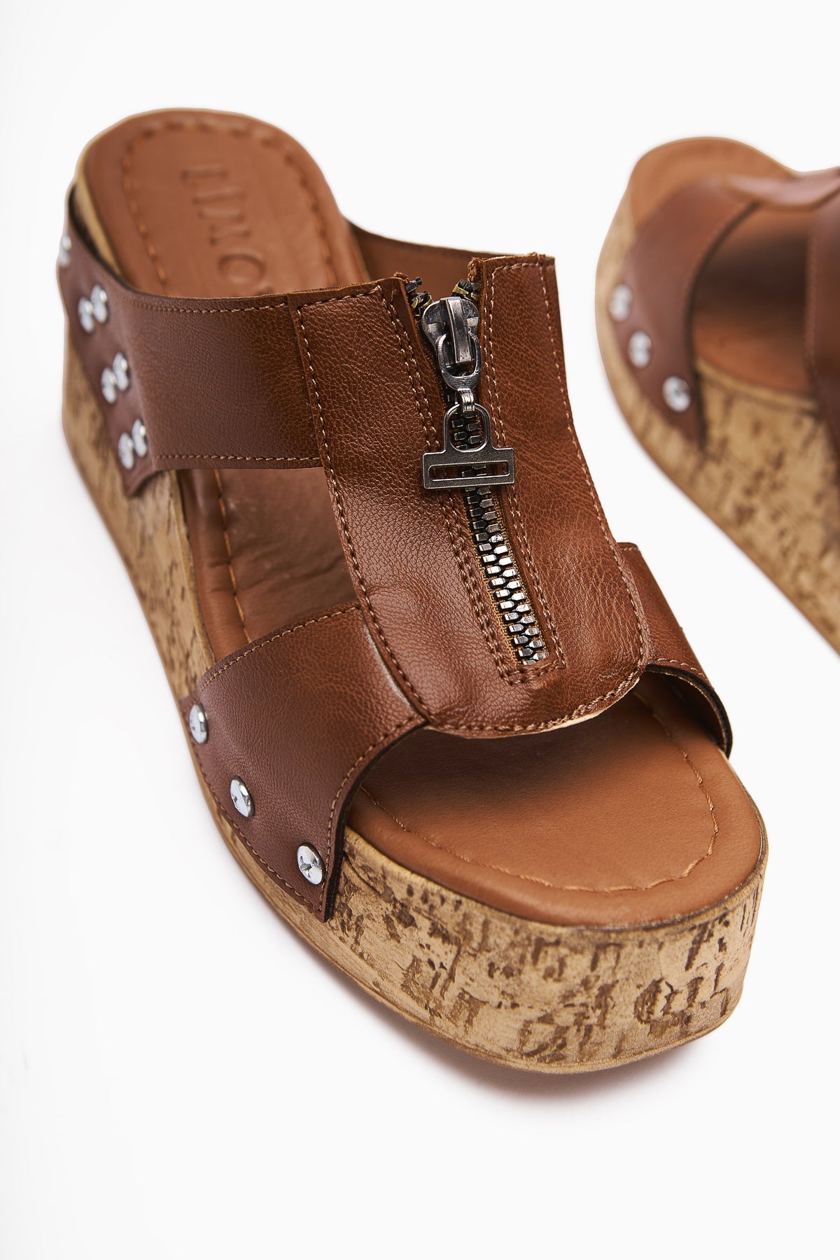 Goldis Taba Women's Slipper with Screw Detail