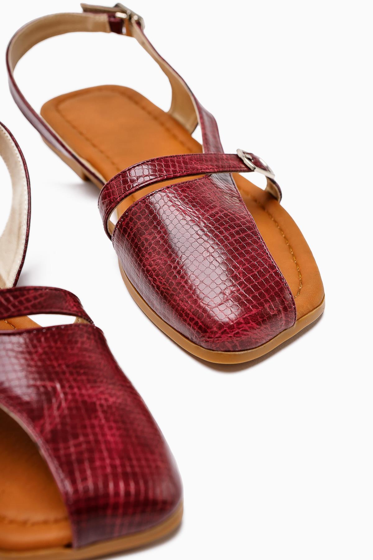 Almina Burgundy Belt Detail Women's Sandal