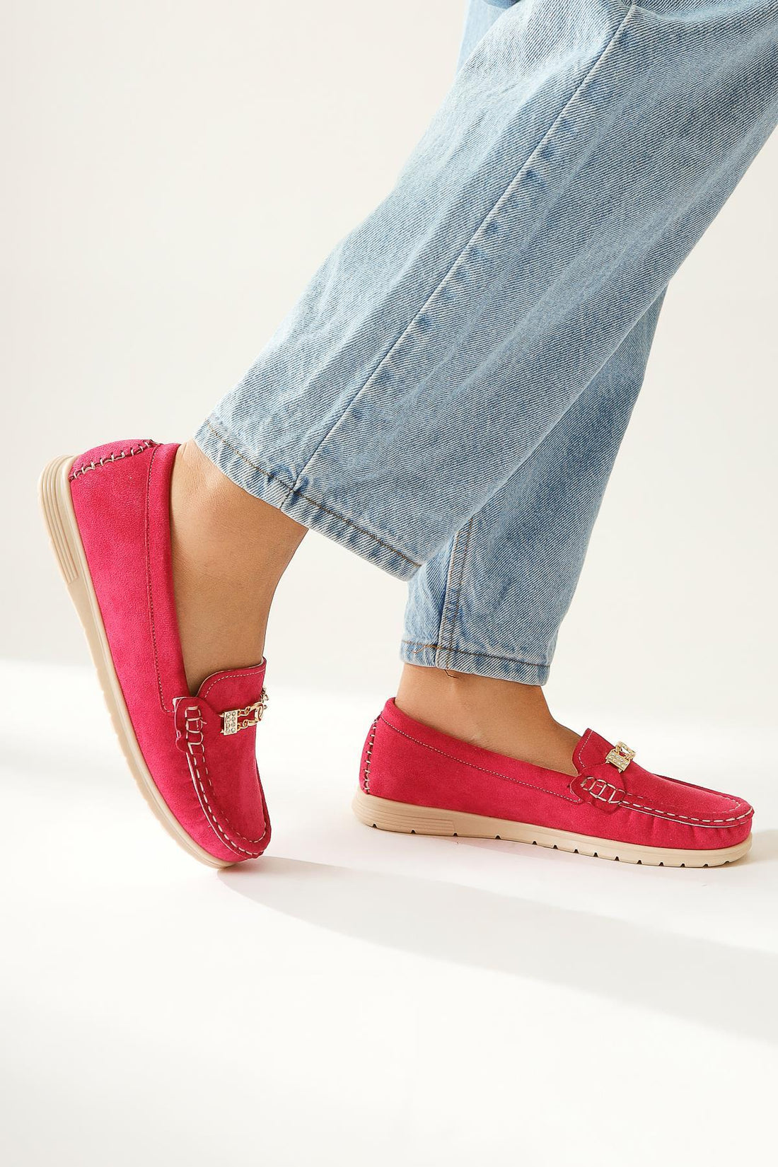 Turi Fuchsia Suede Buckle Detailed Women’s Daily Shoes