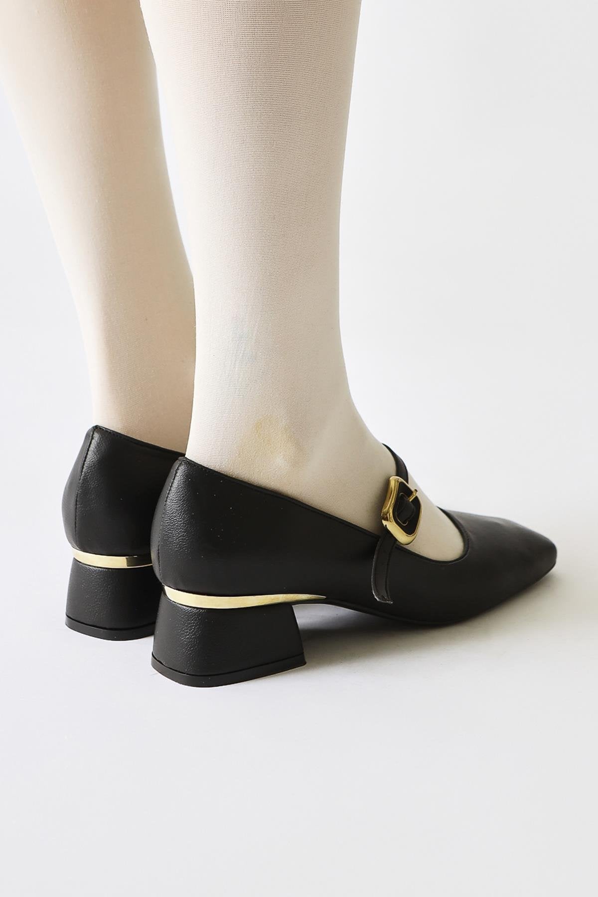 Abby Black Square Toe with Buckle Detail Casual Shoes