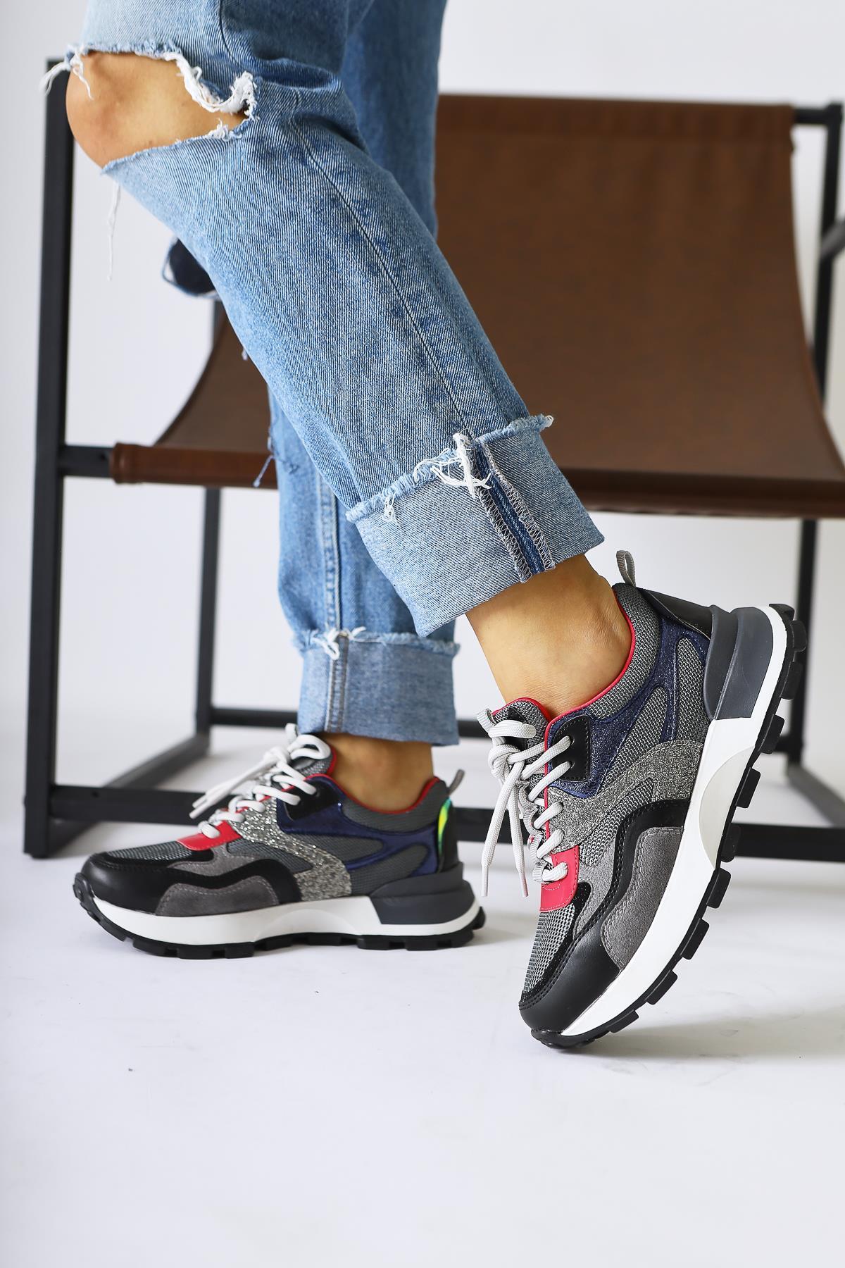 Netta Black Mesh Detailed Lace-Up Sneakers