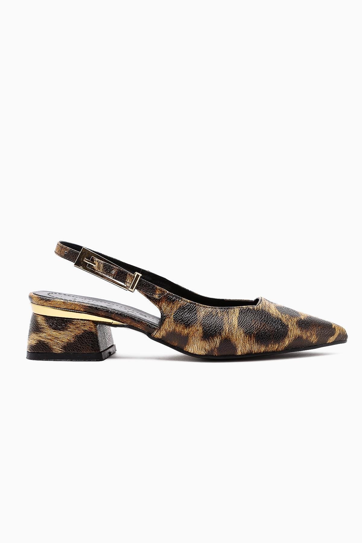Nadiya Leopard Print Buckled Women’s Heeled Shoes