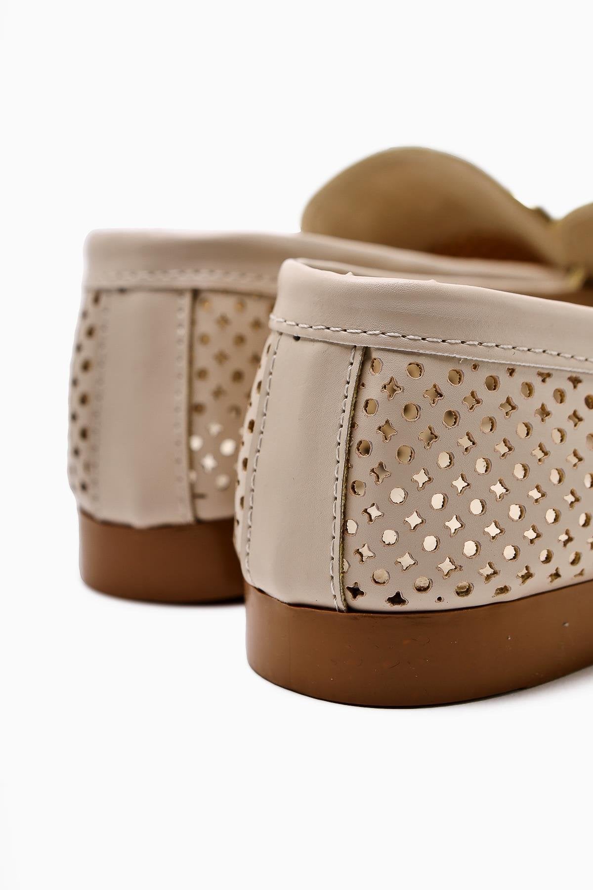 Gazali – Nude Buckle Ballet Flat (Women)