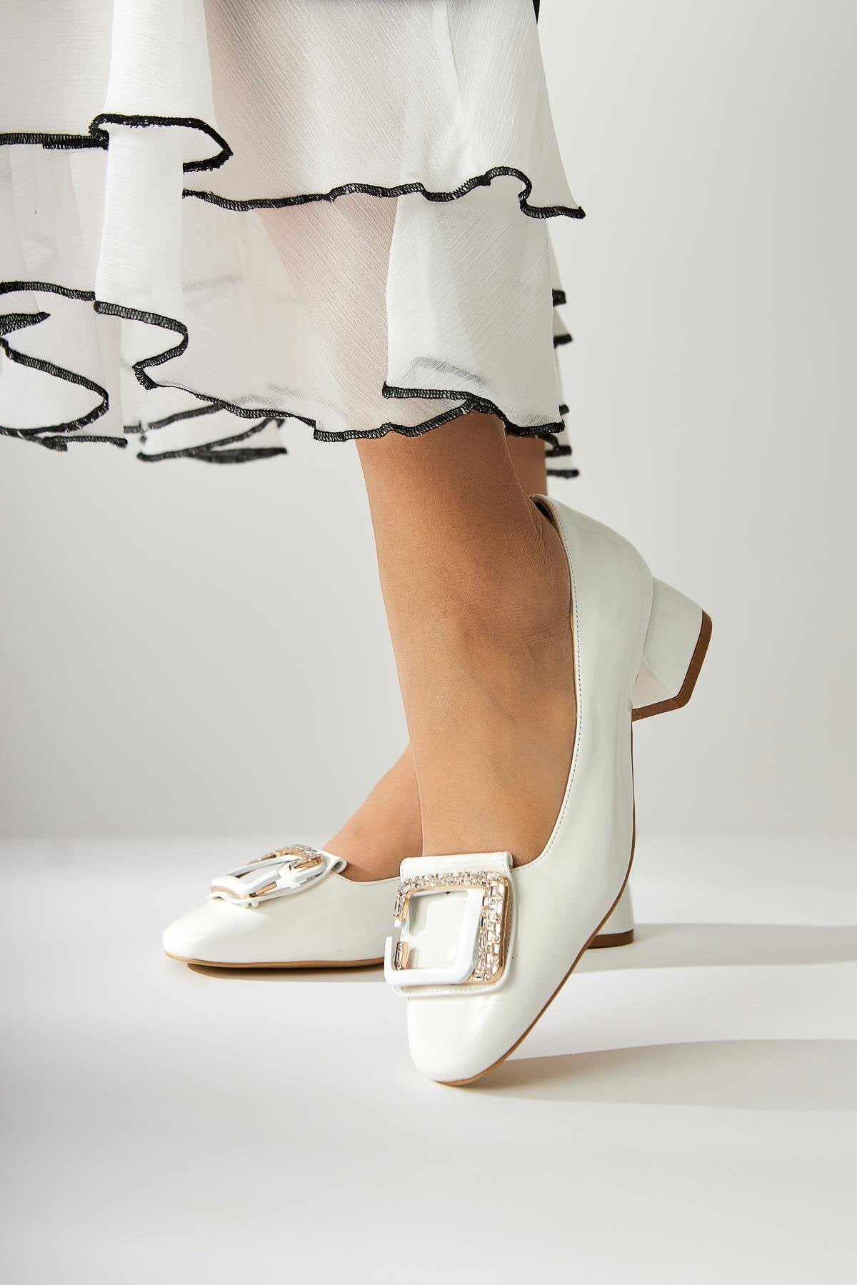 Roza – White Patent Stone-Embellished Low-Heel Shoe (Women)