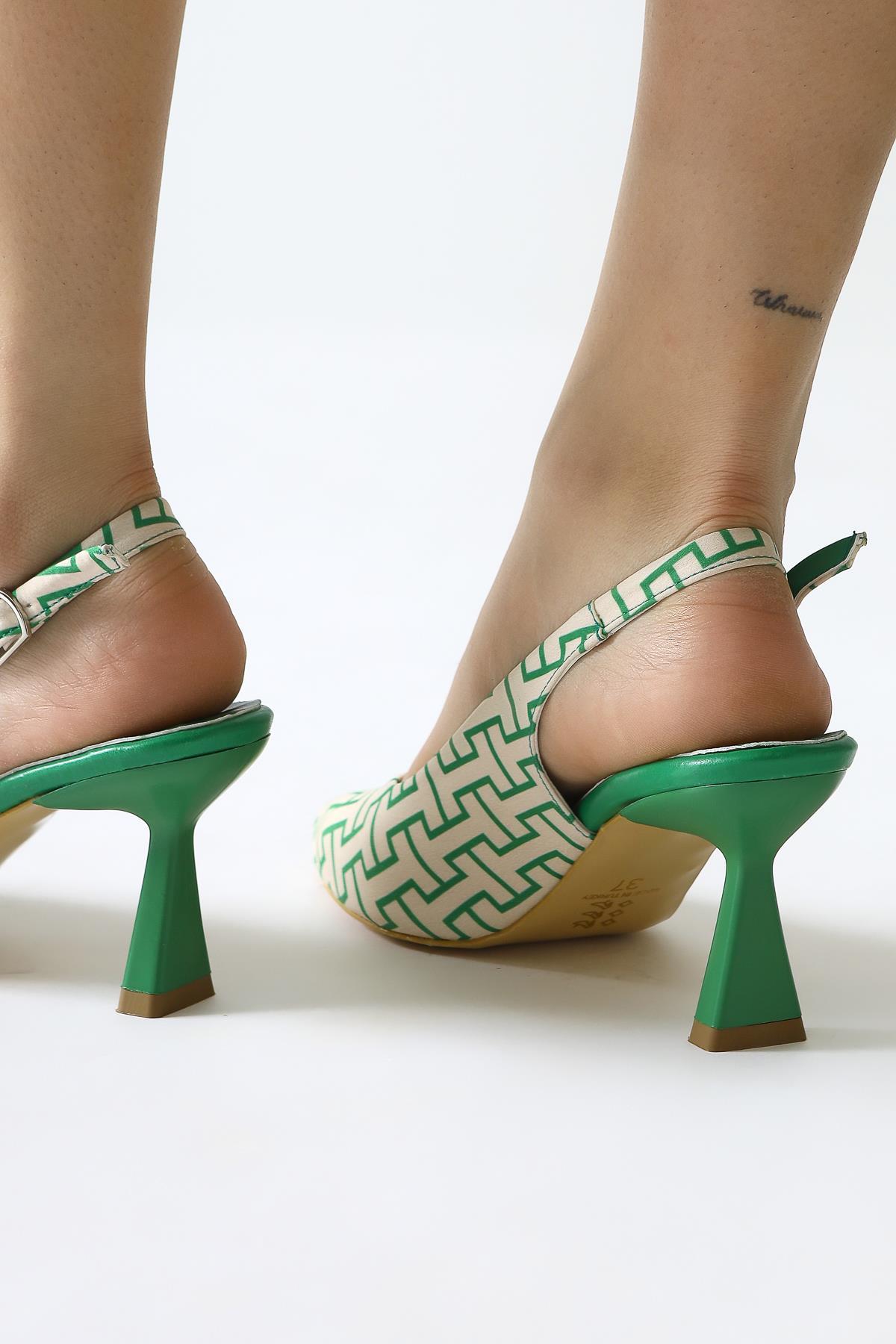 Ernesa – Green Geometric-Patterned Heeled Shoe (Women)