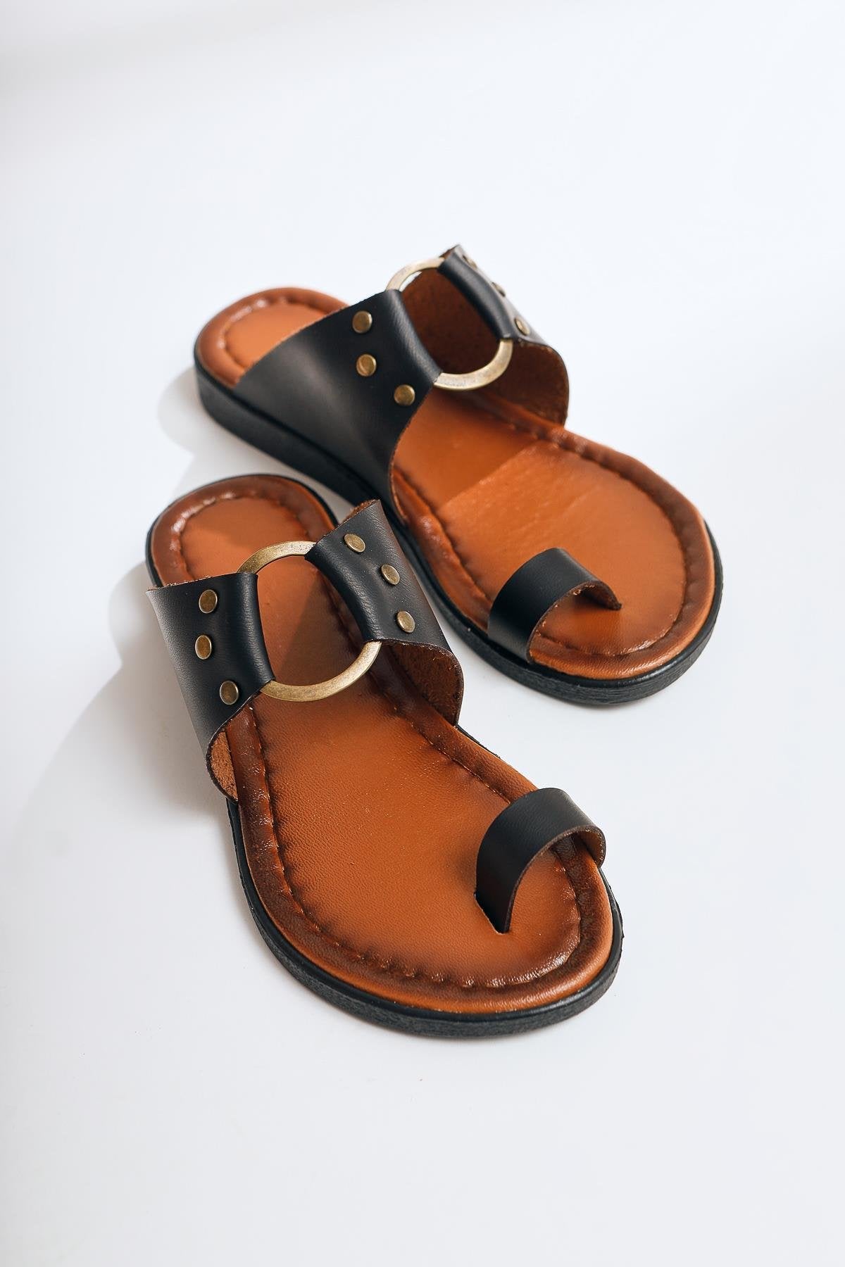 Bitania Genuine Leather Black Flip Flop Slippers