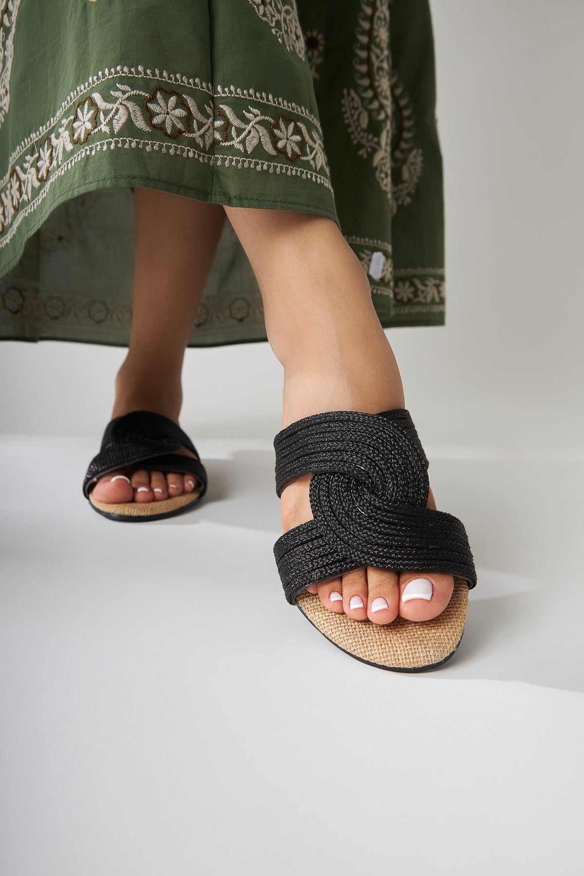 Nihaal – Black Straw Cross-Strap Flat Slide (Women)