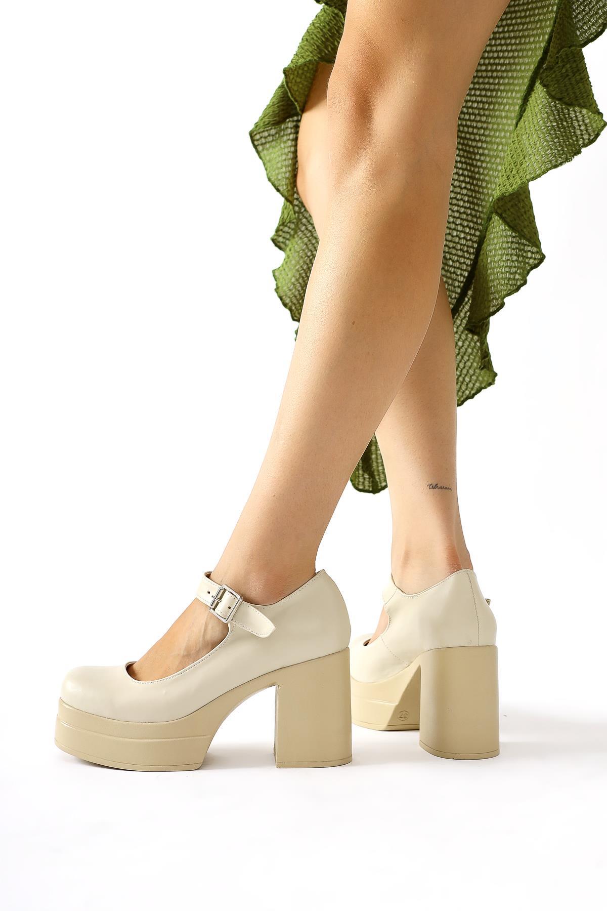 Adelin Beige Oval Toe Platform Daily Shoes