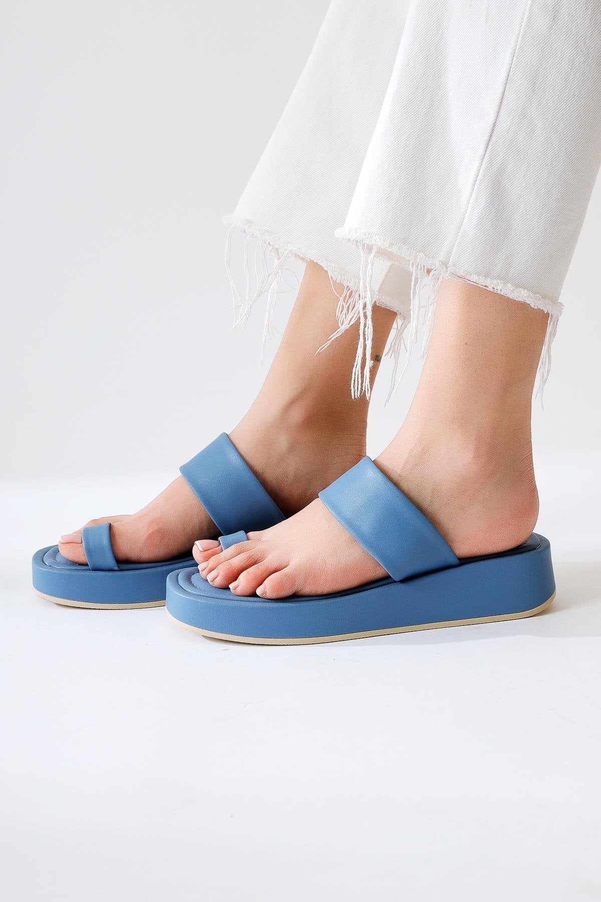 Deeman Blue Thick-Sole Flip Flops