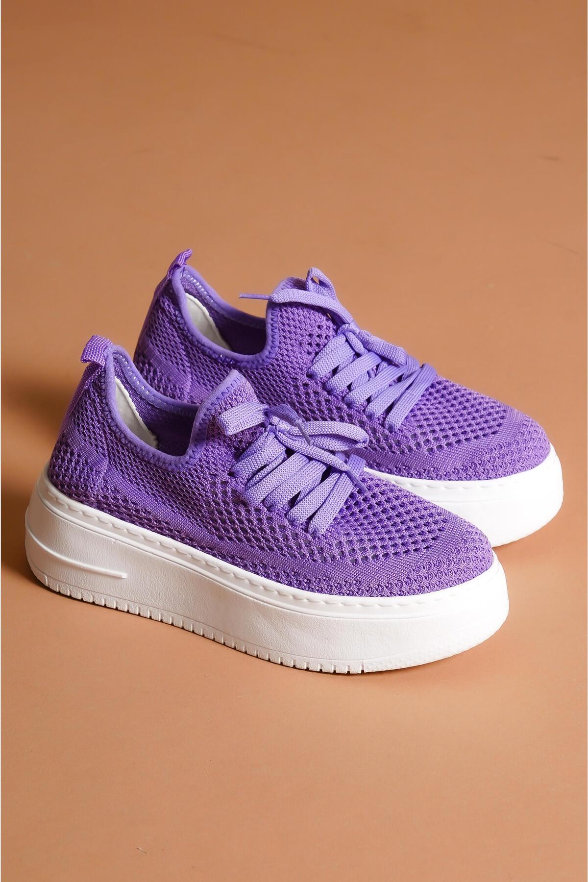 Benito – Lilac Knit Stretch Thick-Sole Sneaker (Women)