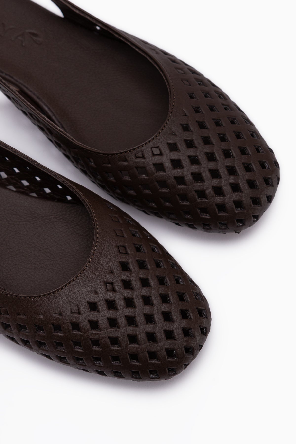 Monalis Genuine Leather Brown Elastic Women’s Sandal
