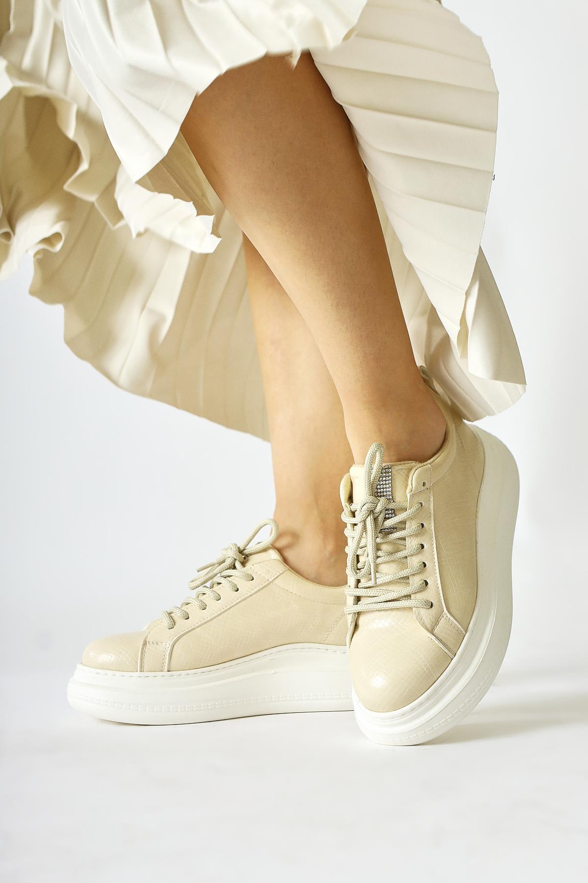 Shake Beige Sneakers with Stone Detail (Comes with Shiny Laces)