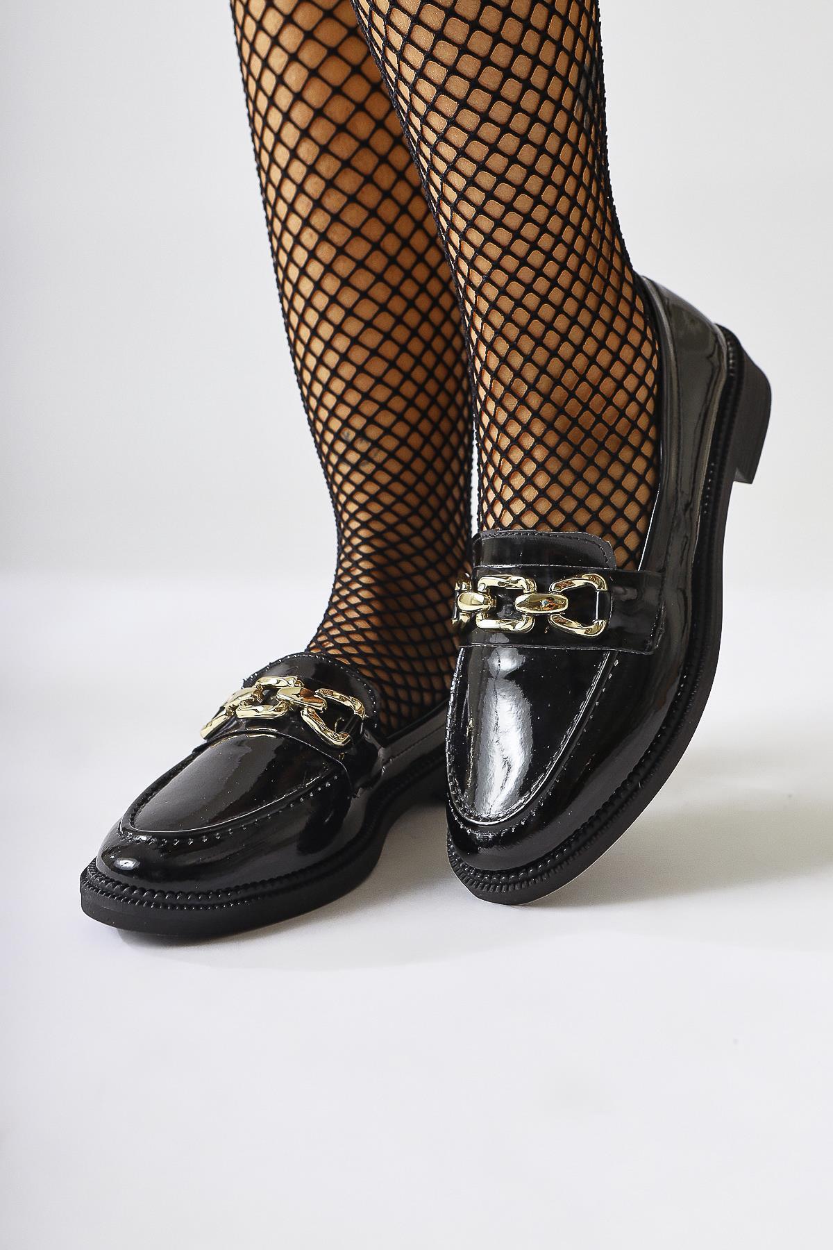 Anikka Black Patent Buckle Detailed Everyday Shoe