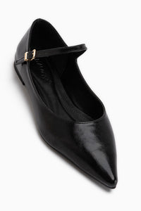 Minya Black Pointed Toe Women’s Ballet Flats