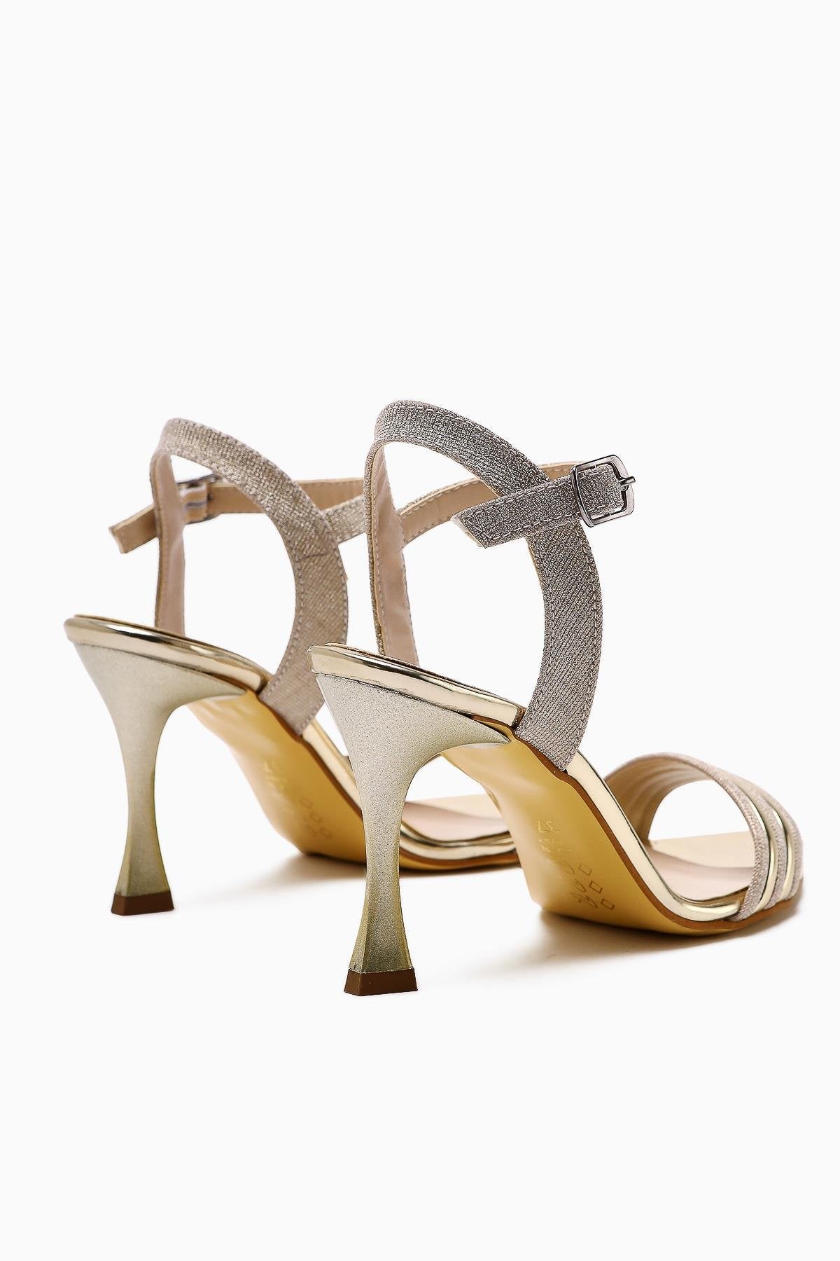 Julianna Gold Patent Pointed Toe Glitter Detailed Women’s Sandal
