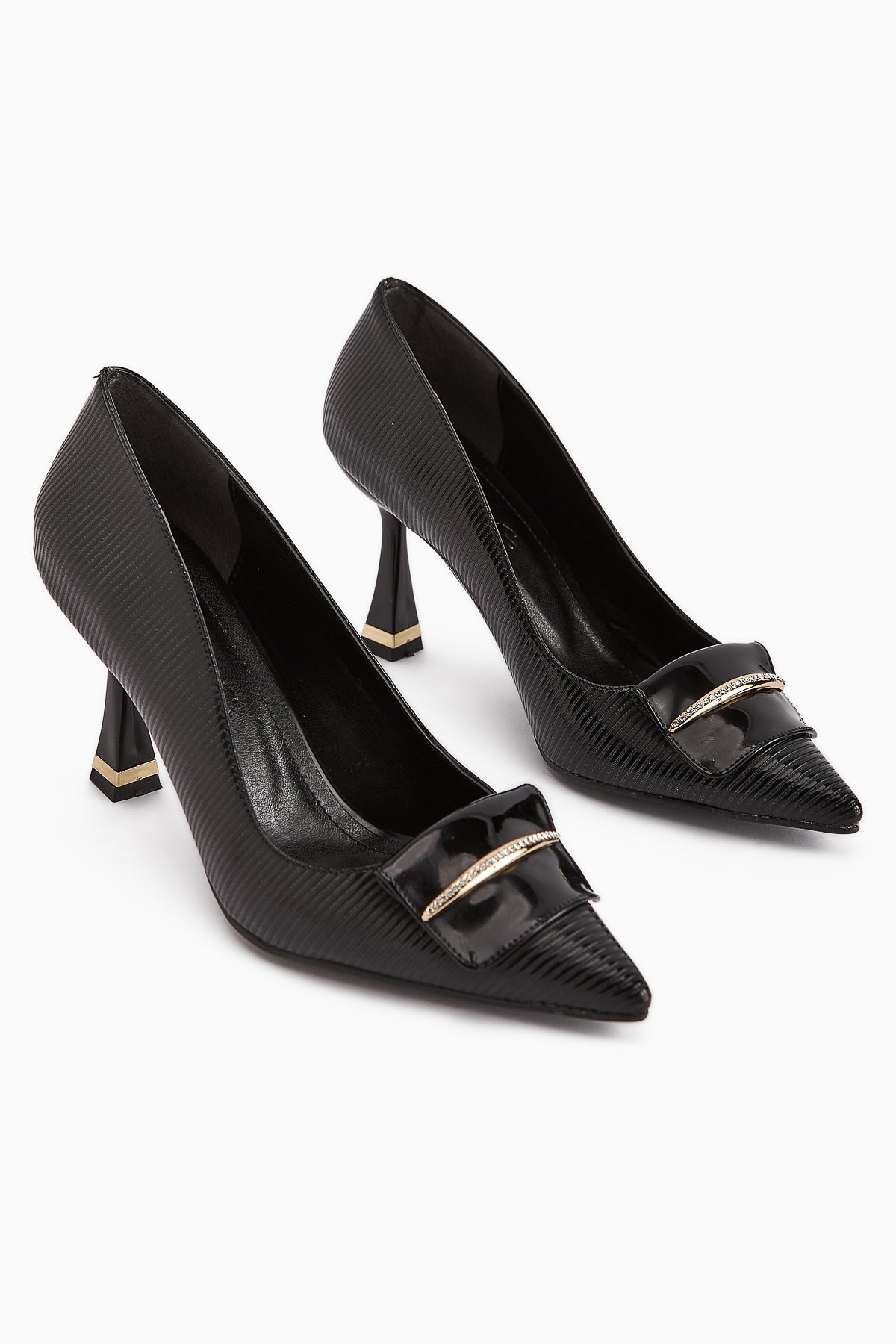 Saja Women's Black Buckled High Heel Shoe